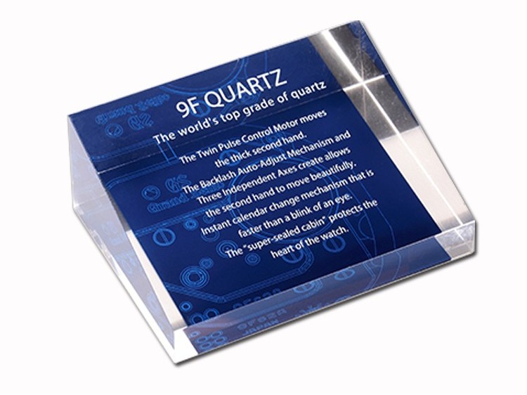 展示架用亞克力和玻璃的區(qū)別 展示架用亞克力和玻璃的區(qū)別